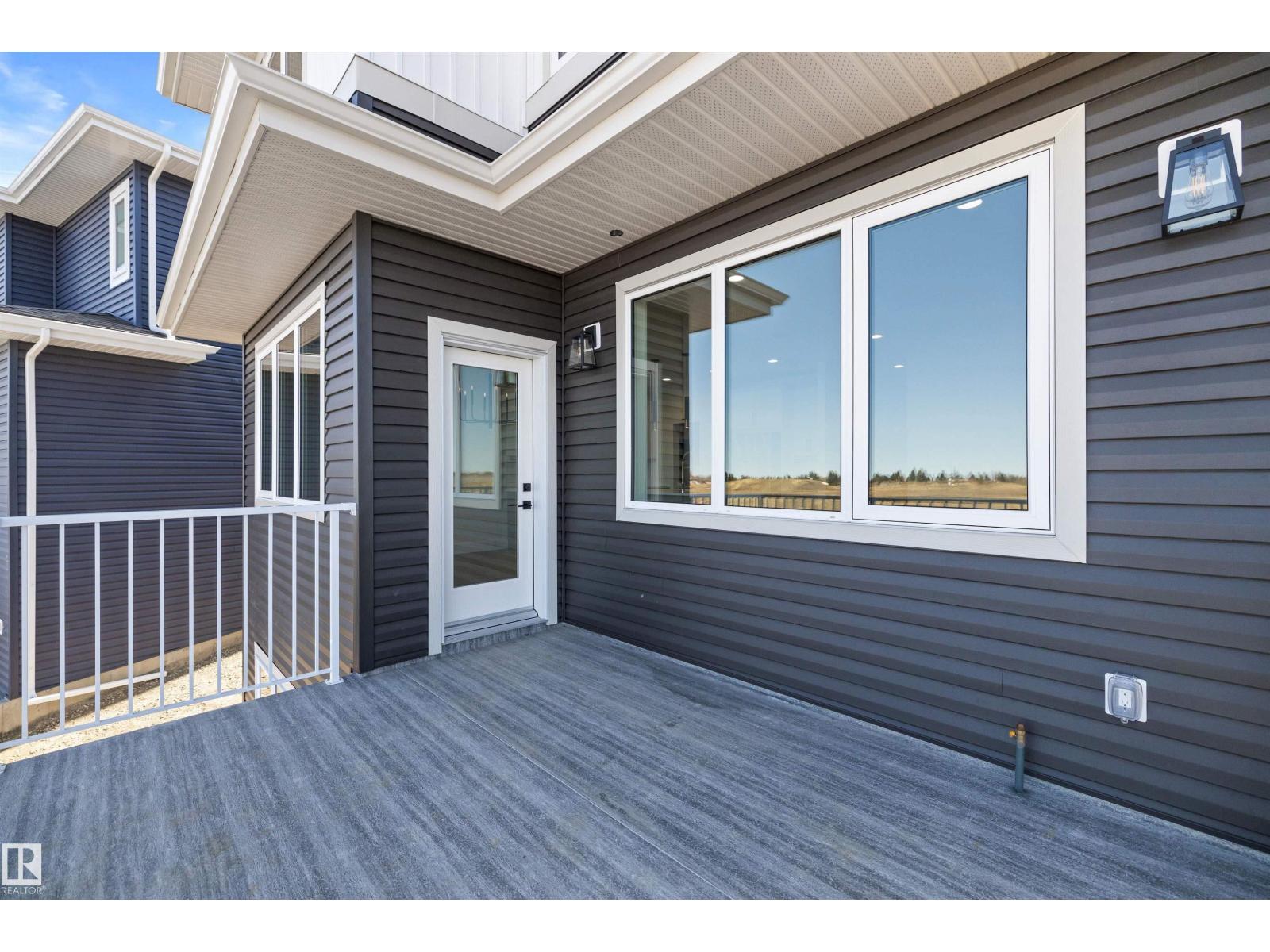 10232 92a Av, Morinville, Alberta  T8R 1P7 - Photo 3 - E4427899