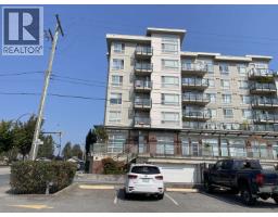 205 22318 LOUGHEED HIGHWAY, Maple Ridge, British Columbia
