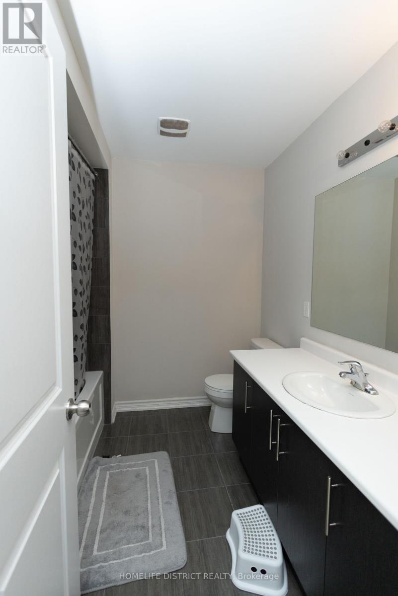 1085 Skyridge Boulevard, Pickering, Ontario  L1X 0M8 - Photo 19 - E12394821