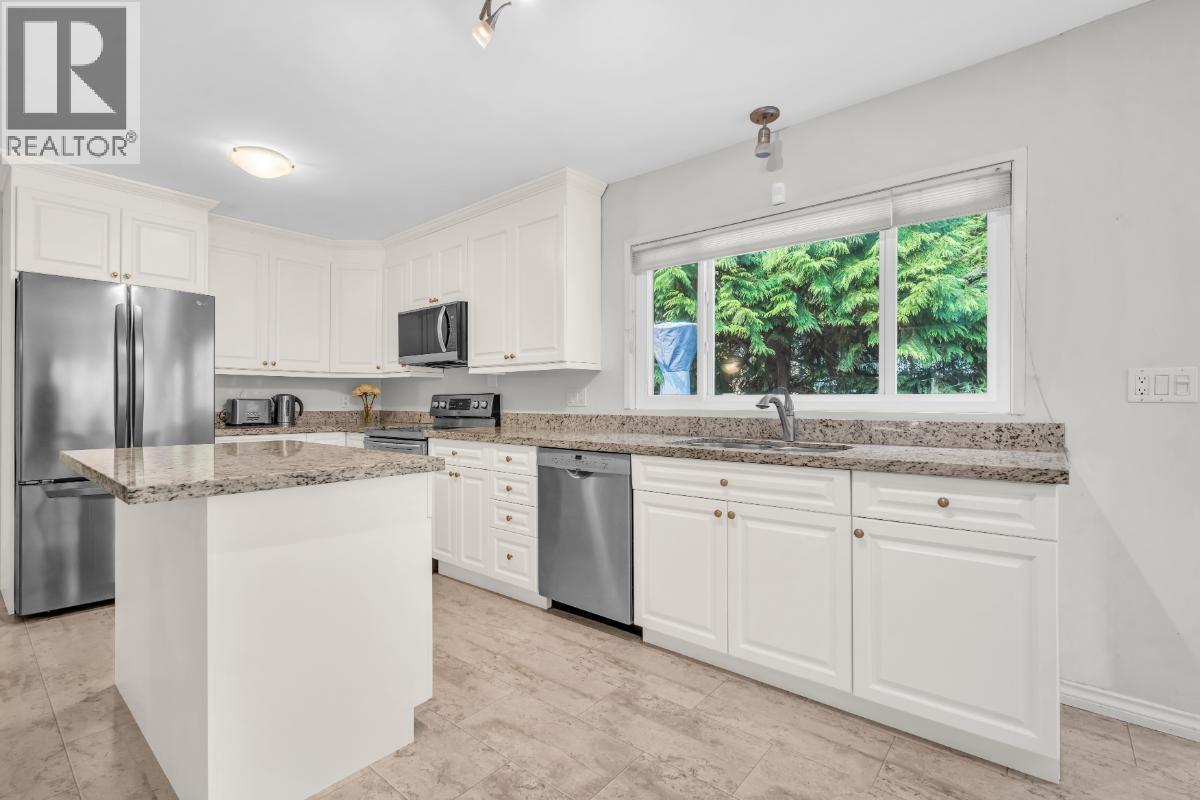 4233 Capilano Road, North Vancouver, British Columbia  V7R 4J6 - Photo 13 - R3046170