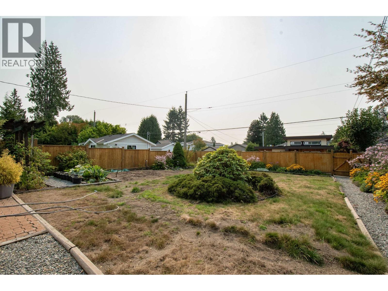 847 E 13th Street, North Vancouver, British Columbia  V7L 2M8 - Photo 25 - R3046201