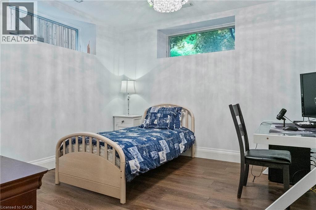 2073 Deramore Drive, Oakville, Ontario  L6J 2P7 - Photo 23 - 40767629