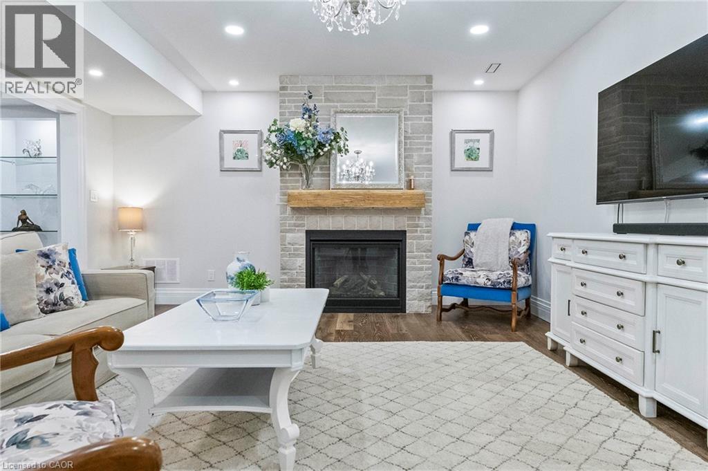 2073 Deramore Drive, Oakville, Ontario  L6J 2P7 - Photo 16 - 40767629
