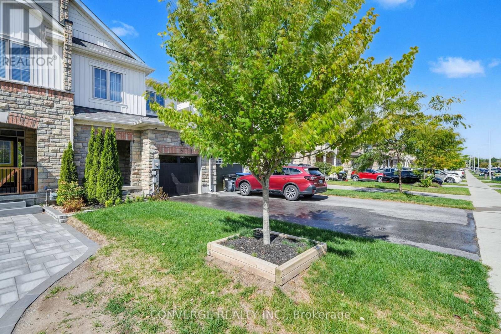 72 Greenwood Drive, Essa, Ontario  L0M 1B5 - Photo 3 - N12394835
