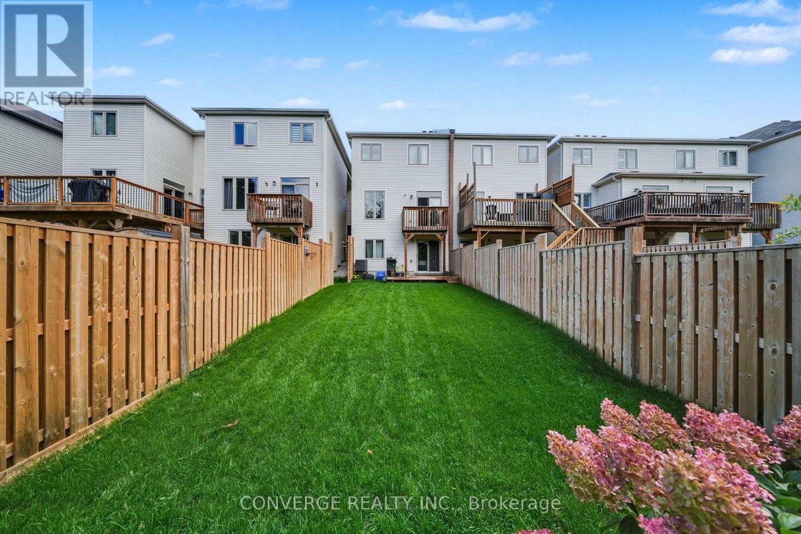 72 Greenwood Drive, Essa, Ontario  L0M 1B5 - Photo 32 - N12394835