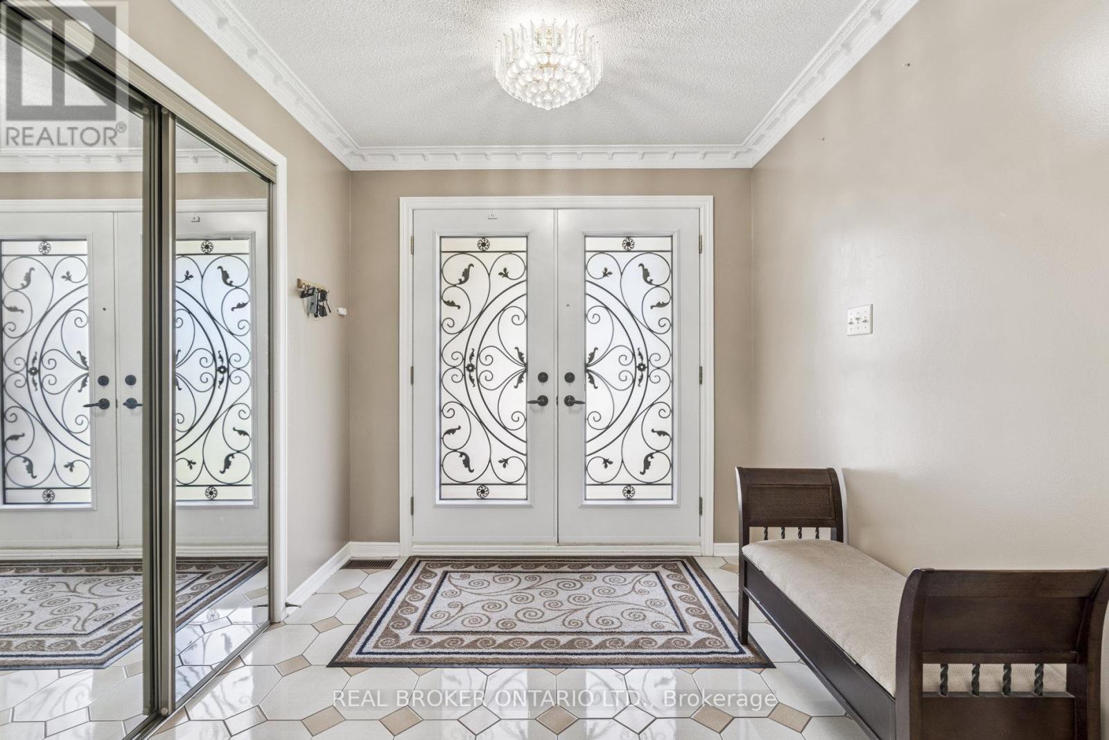 Property at 435 ABERDEEN AVENUE image 4