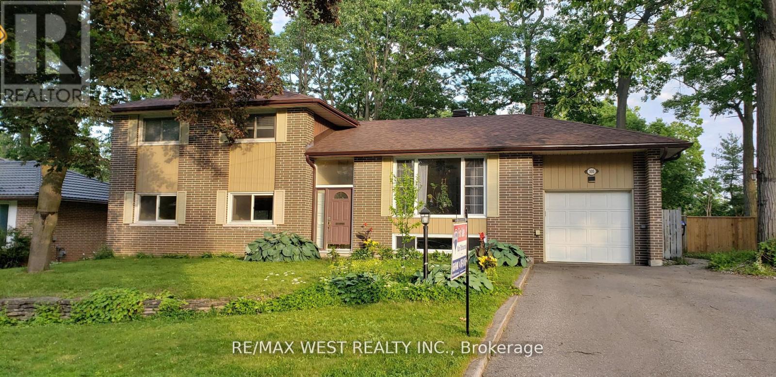 105 Shirley Avenue, Barrie (Sunnidale), Ontario  L4N 1N3 - Photo 1 - S12394834