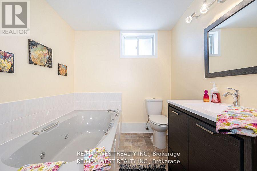 105 Shirley Avenue, Barrie (Sunnidale), Ontario  L4N 1N3 - Photo 30 - S12394834