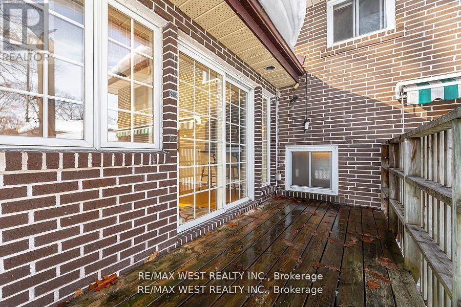 105 Shirley Avenue, Barrie (Sunnidale), Ontario  L4N 1N3 - Photo 33 - S12394834