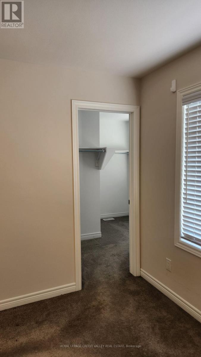 4 Sycamore Street, Welland, Ontario  L3C 0H8 - Photo 21 - X12387015