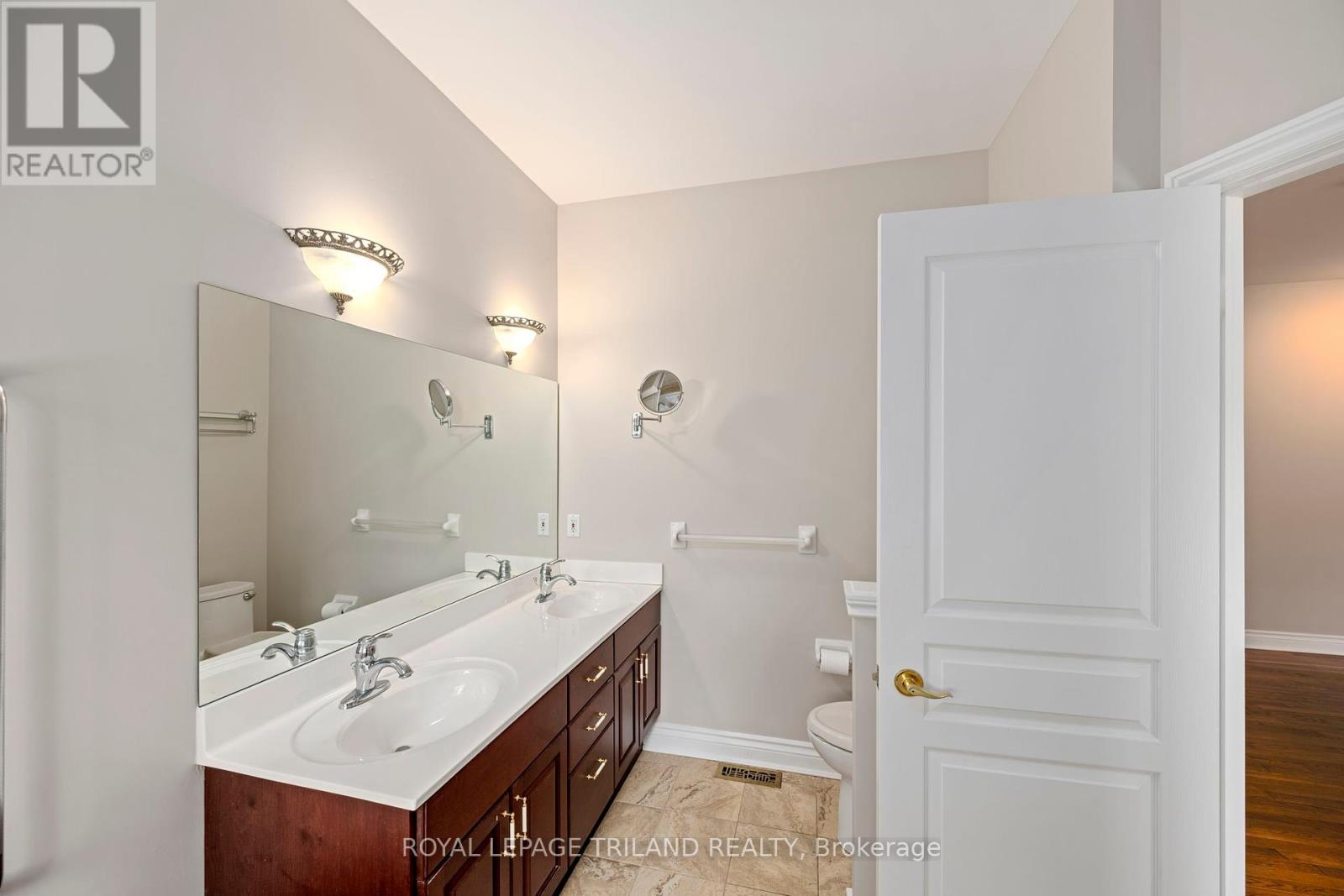 1 - 537 Crestwood Drive, London South, Ontario  N6K 1Y1 - Photo 16 - X12339602