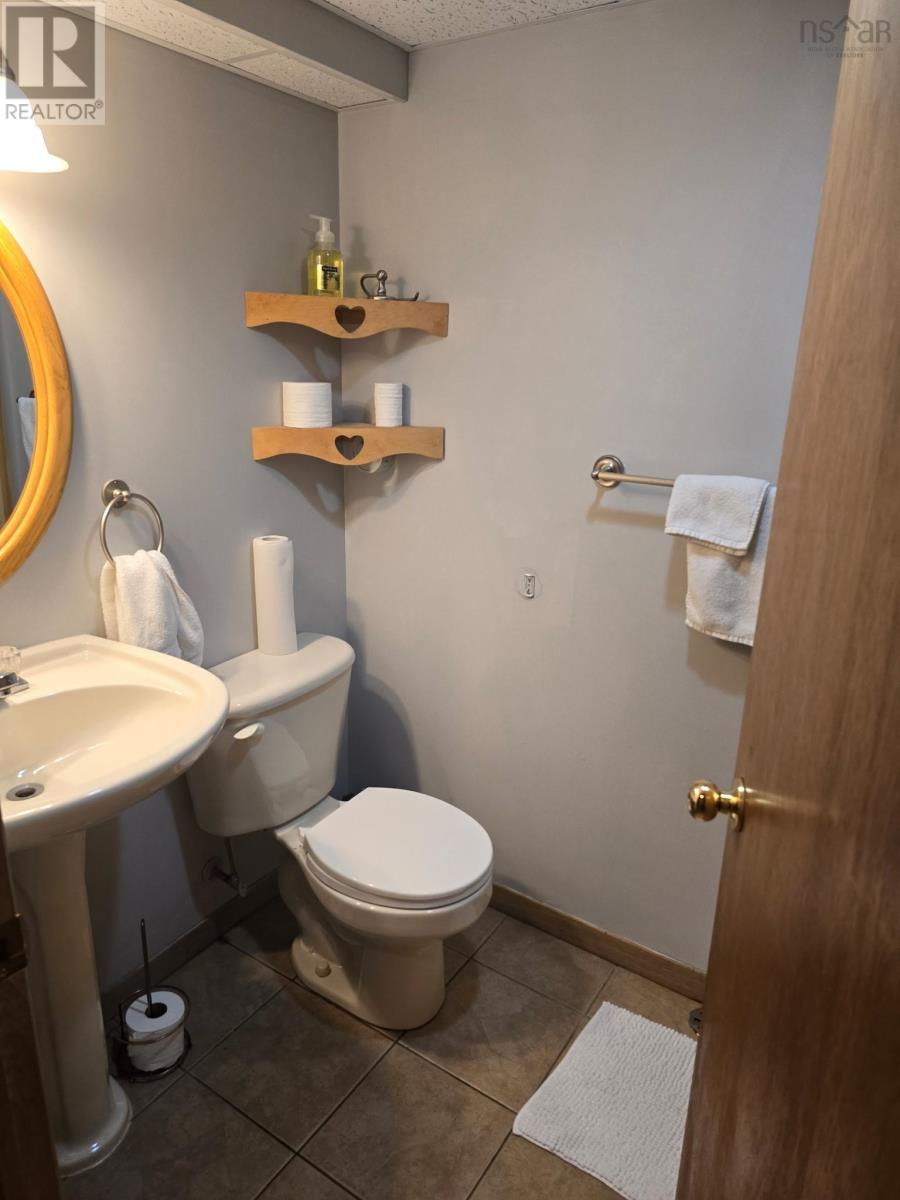 253 Perry Road, Carleton, Nova Scotia  B5A 5R2 - Photo 14 - 202504192