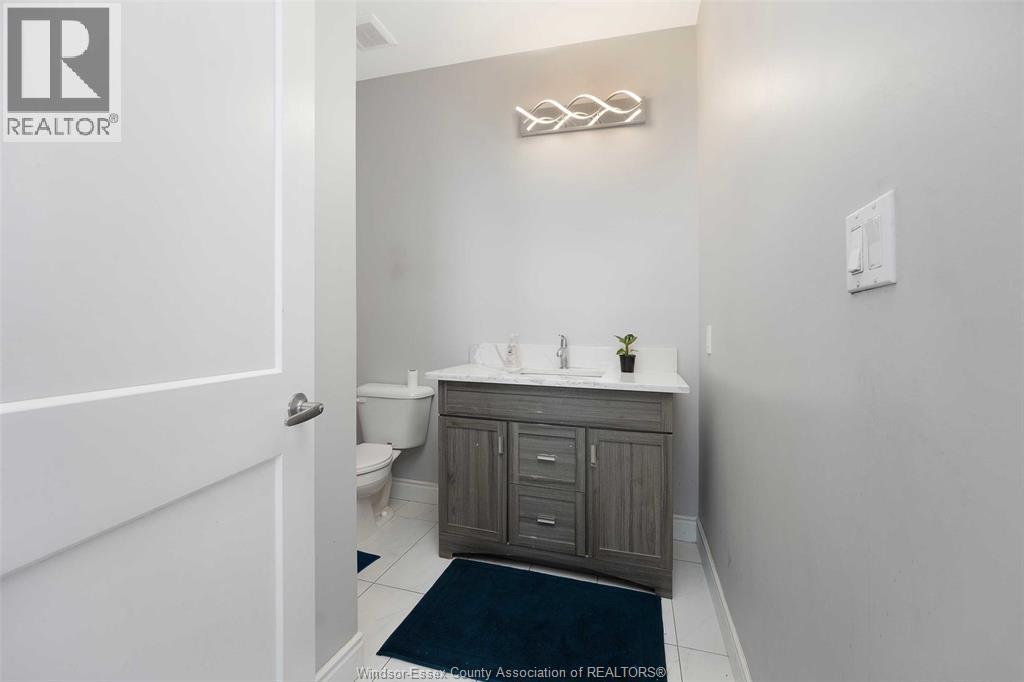 300 Shoreview Circle, Windsor, Ontario  N8P 1M7 - Photo 23 - 25023018