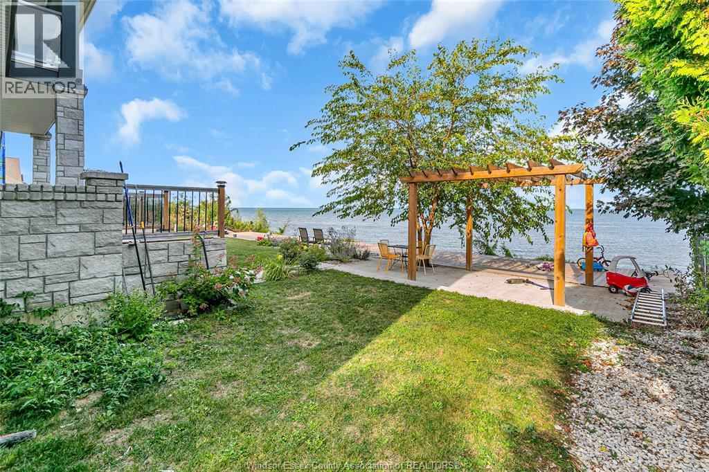 300 Shoreview Circle, Windsor, Ontario  N8P 1M7 - Photo 42 - 25023018