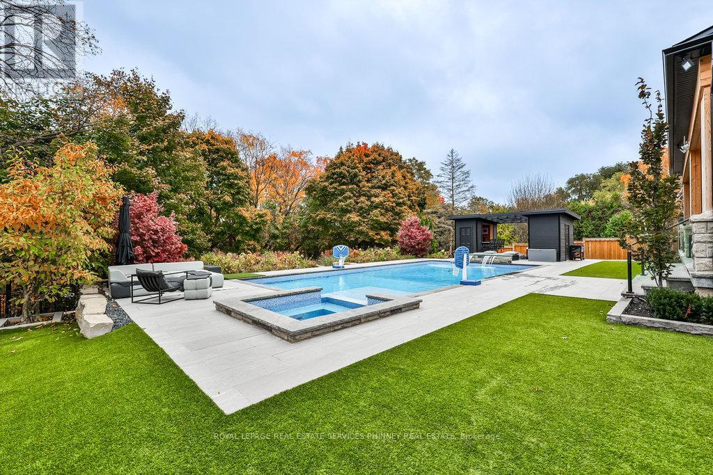 57 Joymar Drive, Mississauga, Ontario  L5M 1G1 - Photo 6 - W12394877