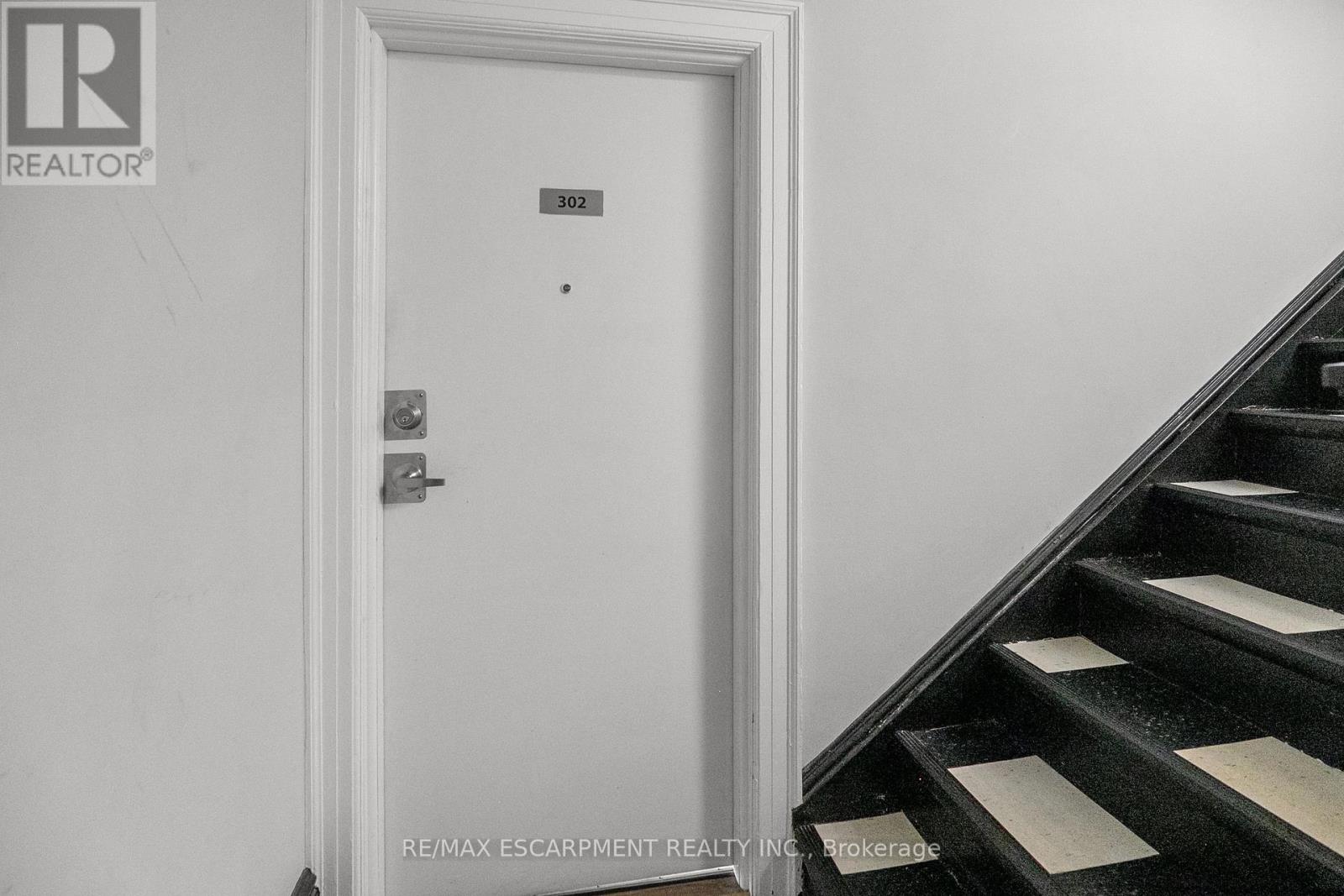 302 - 63 John Street S, Hamilton, Ontario  L8N 2B9 - Photo 6 - X12394794