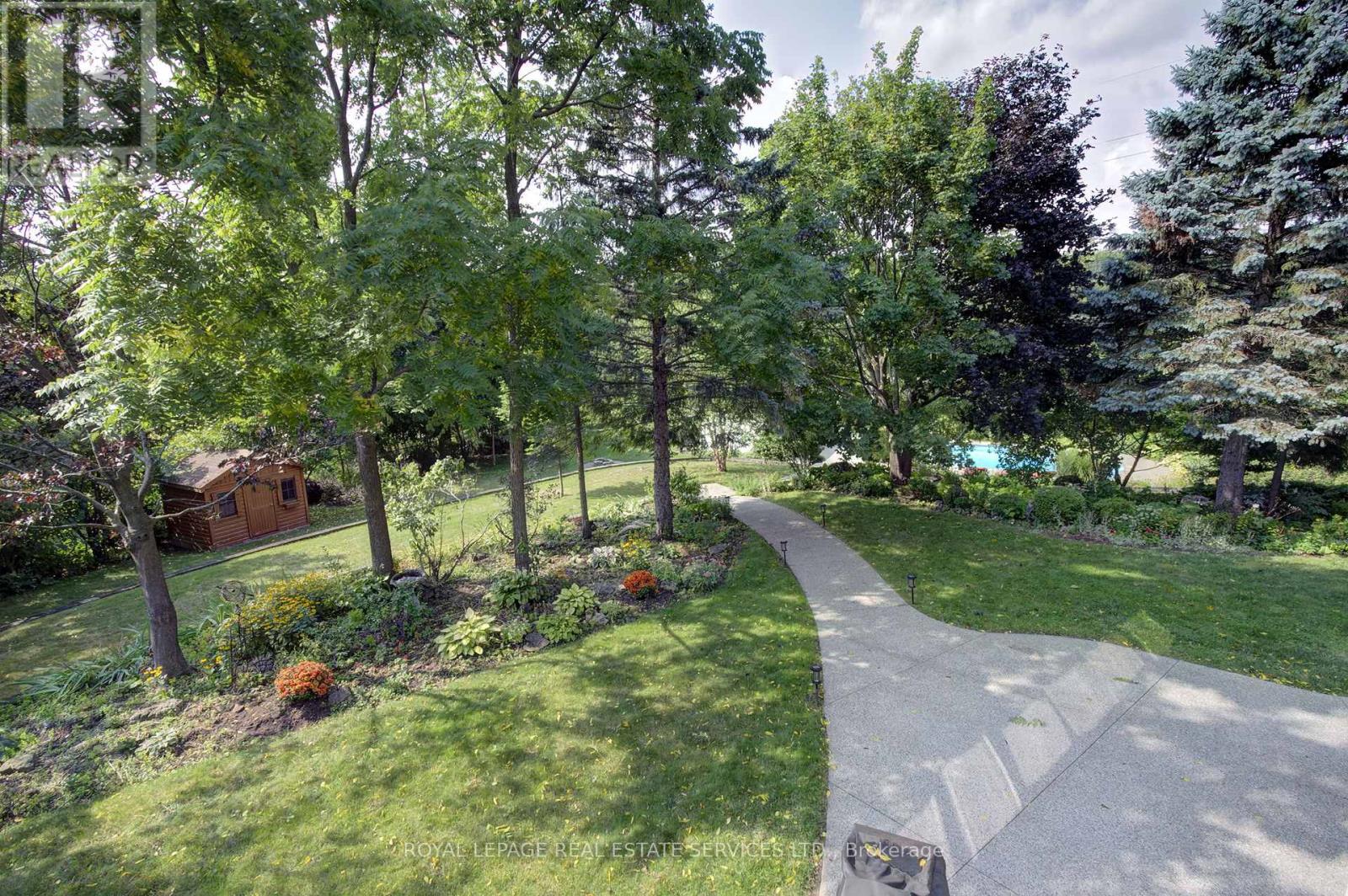 59 Elodia Court, Hamilton, Ontario  L9C 7R2 - Photo 39 - X12394836