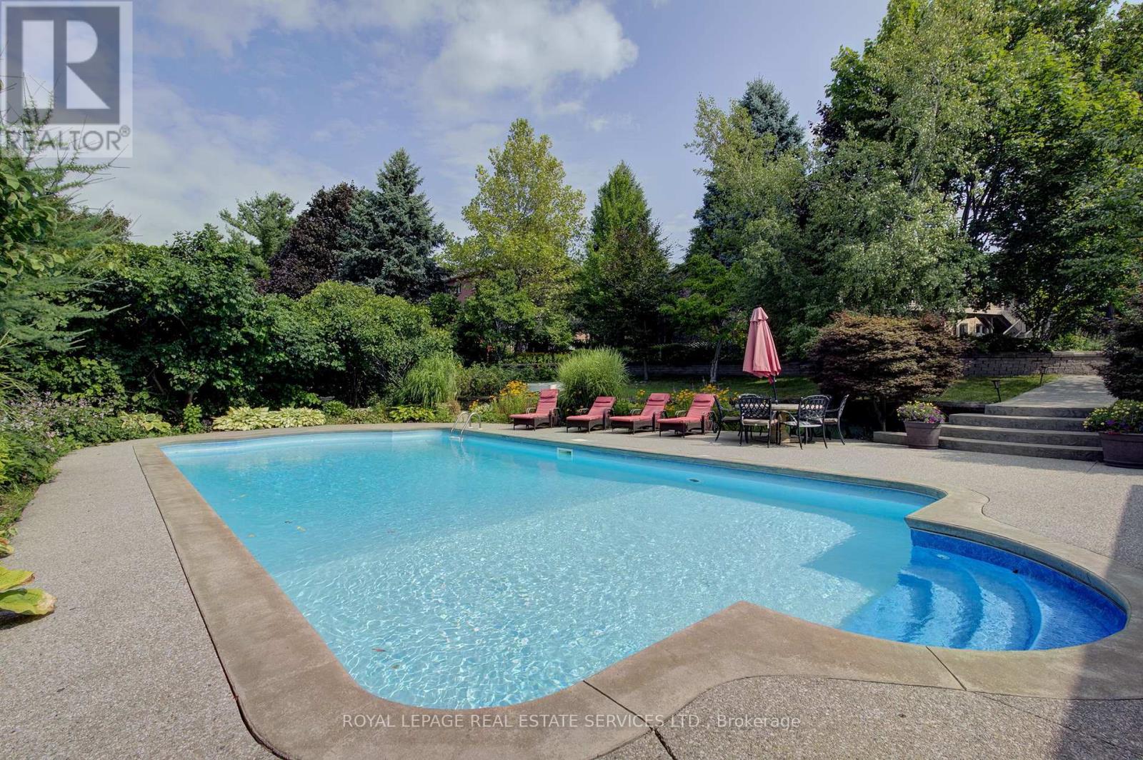 59 Elodia Court, Hamilton, Ontario  L9C 7R2 - Photo 43 - X12394836