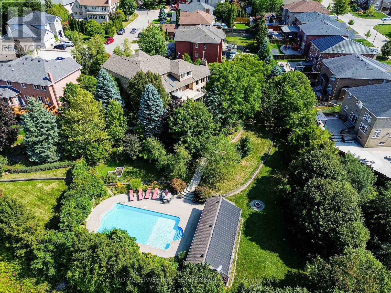59 Elodia Court, Hamilton, Ontario  L9C 7R2 - Photo 46 - X12394836