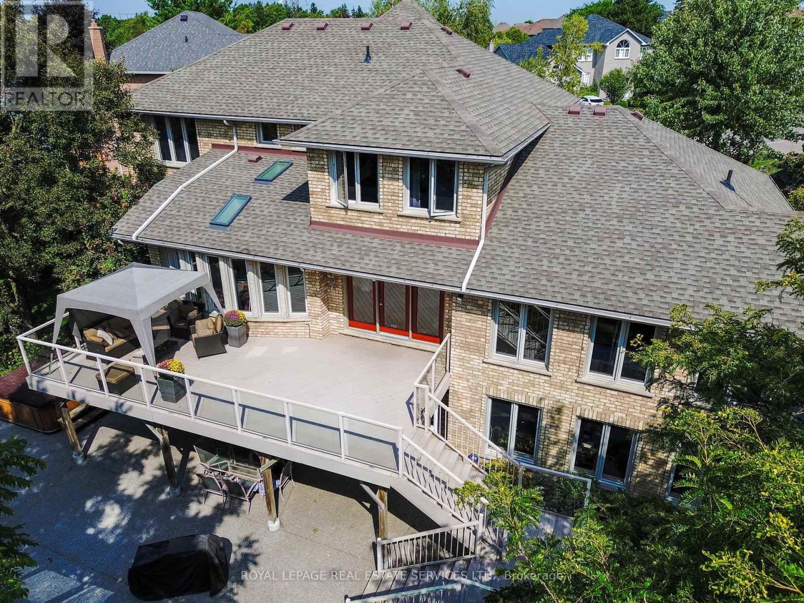 59 Elodia Court, Hamilton, Ontario  L9C 7R2 - Photo 49 - X12394836