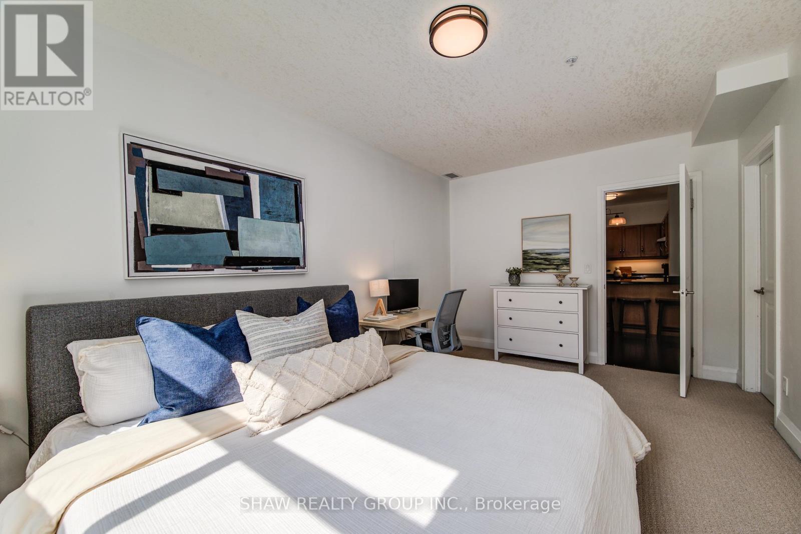 110 - 165 Duke Street E, Kitchener, Ontario  N2H 6T8 - Photo 21 - X12394893