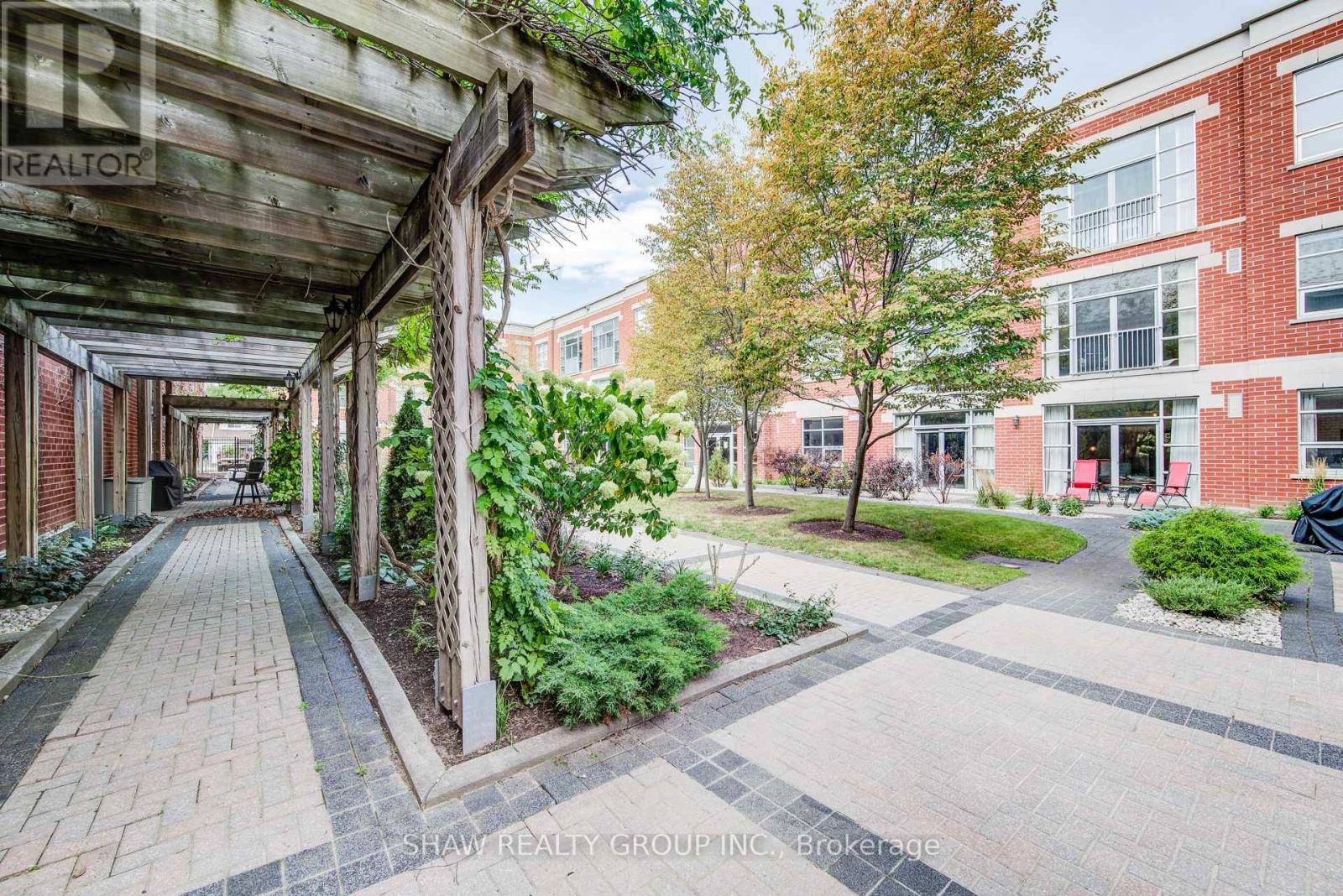 110 - 165 Duke Street E, Kitchener, Ontario  N2H 6T8 - Photo 27 - X12394893