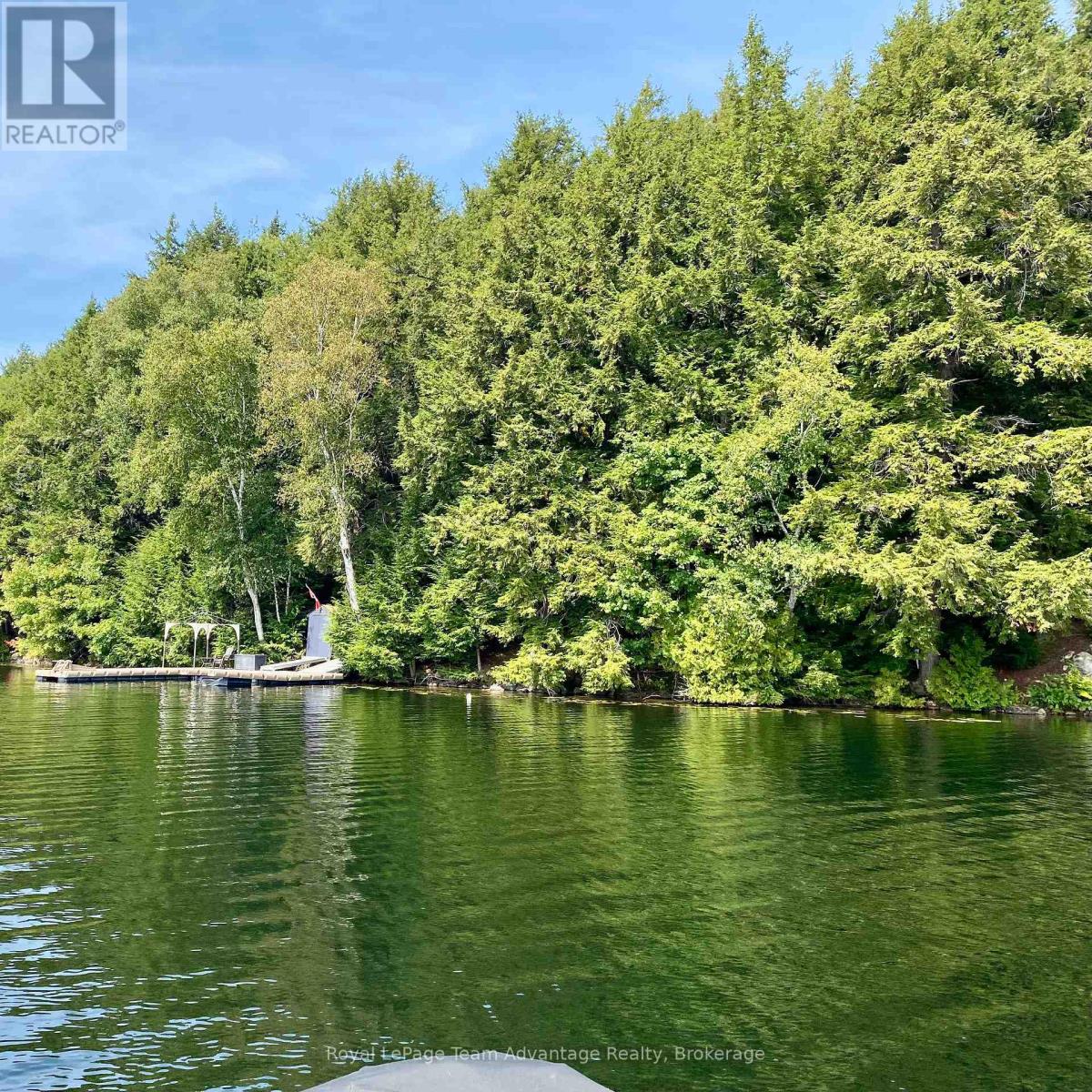 6-236 Island, Seguin, Ontario  P2A 2W8 - Photo 31 - X12394811