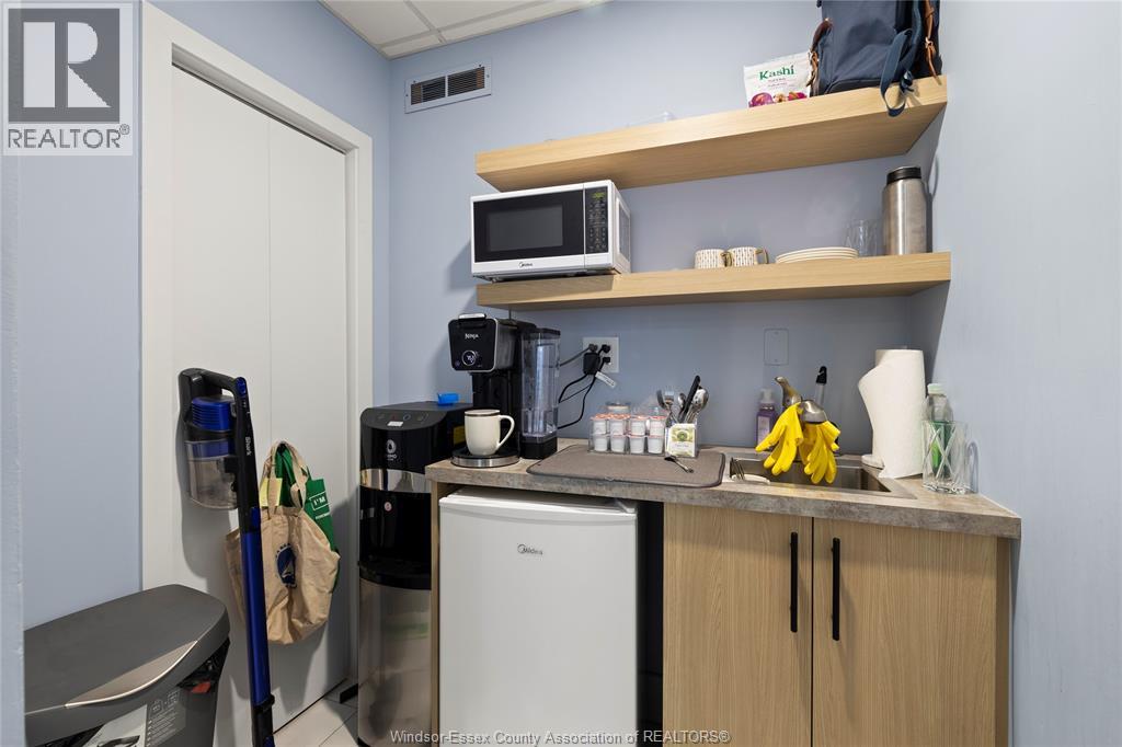 5774-5780 Wyandotte East, Windsor, Ontario  N8S 1M5 - Photo 8 - 25023006