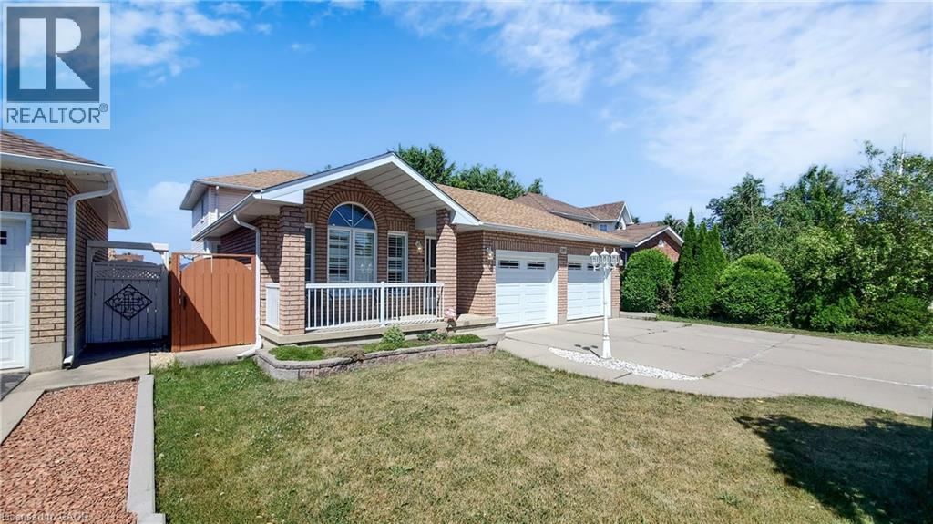 183 Alderlea Avenue, Hamilton, Ontario  L0R 1W0 - Photo 2 - 40768548