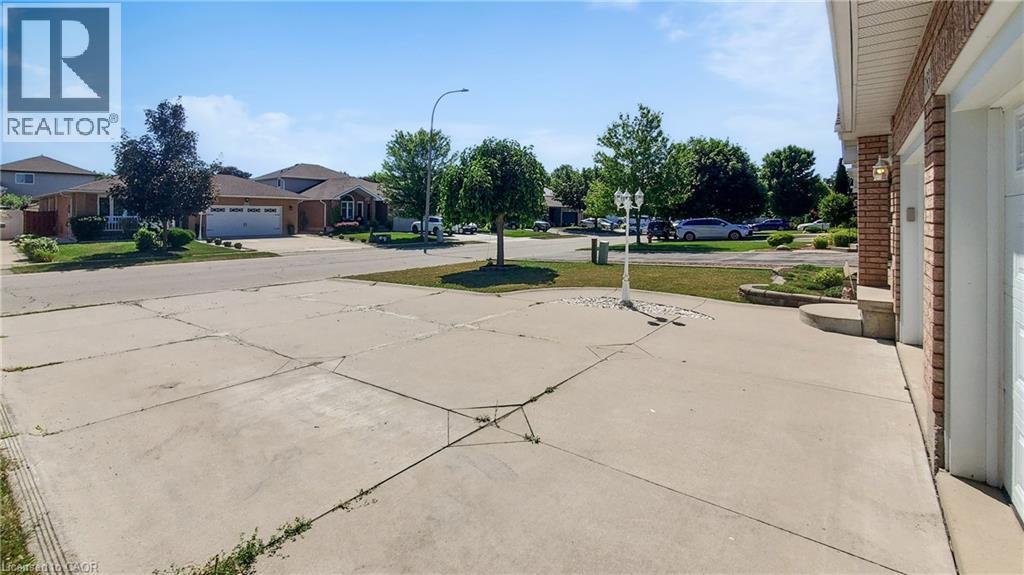 183 Alderlea Avenue, Hamilton, Ontario  L0R 1W0 - Photo 4 - 40768548