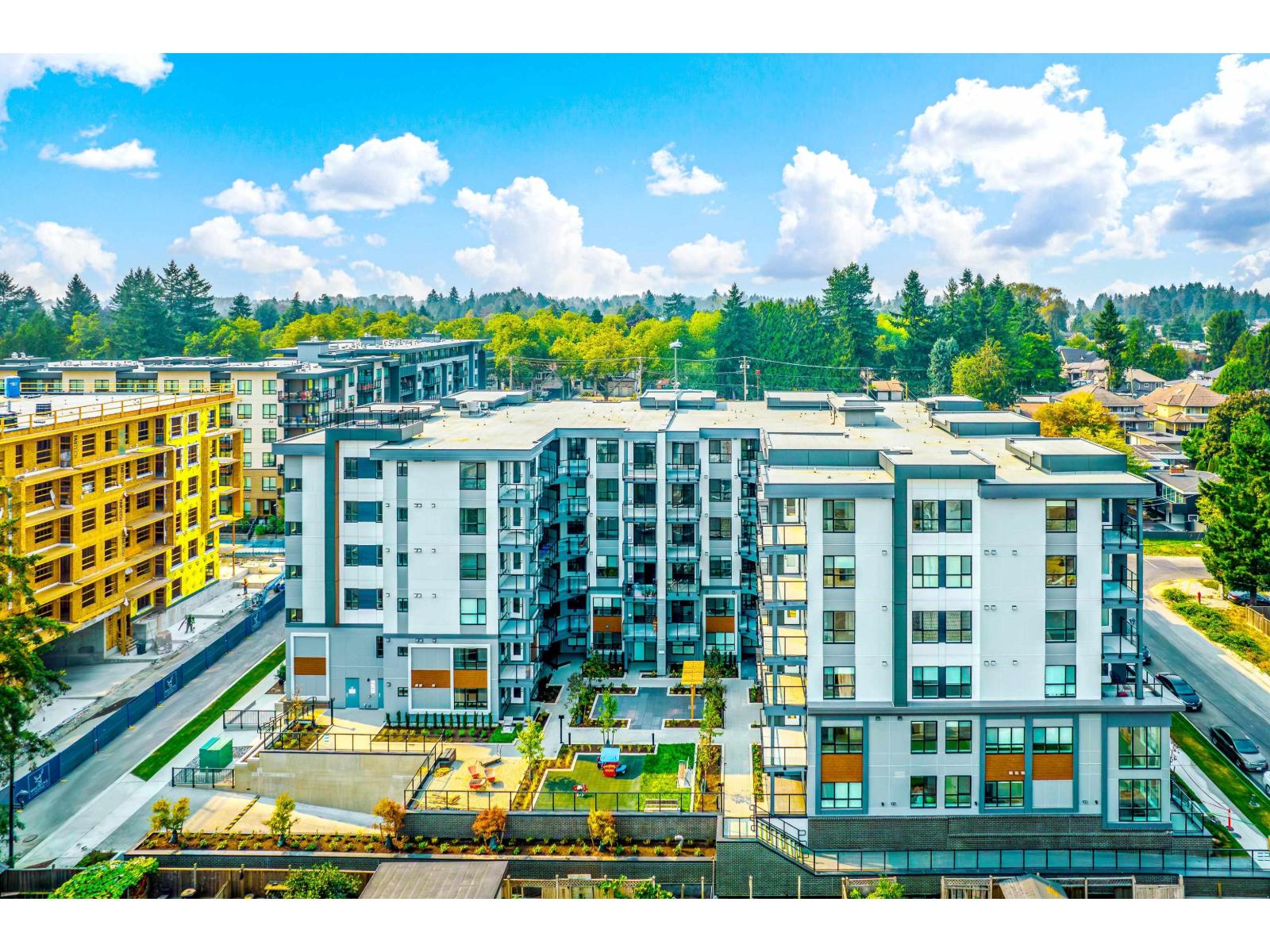 322 13458 95 Avenue, Surrey, British Columbia  V3V 0H1 - Photo 2 - R3046200