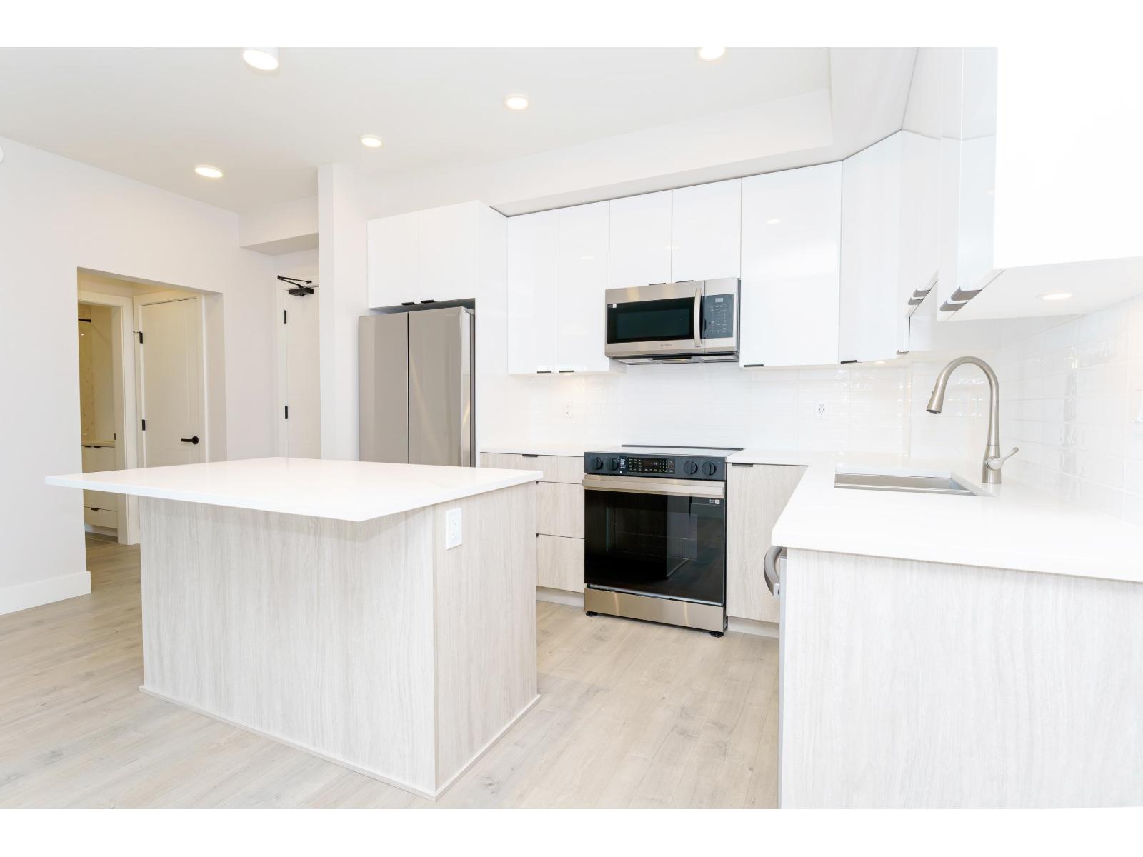 322 13458 95 Avenue, Surrey, British Columbia  V3V 0H1 - Photo 13 - R3046200