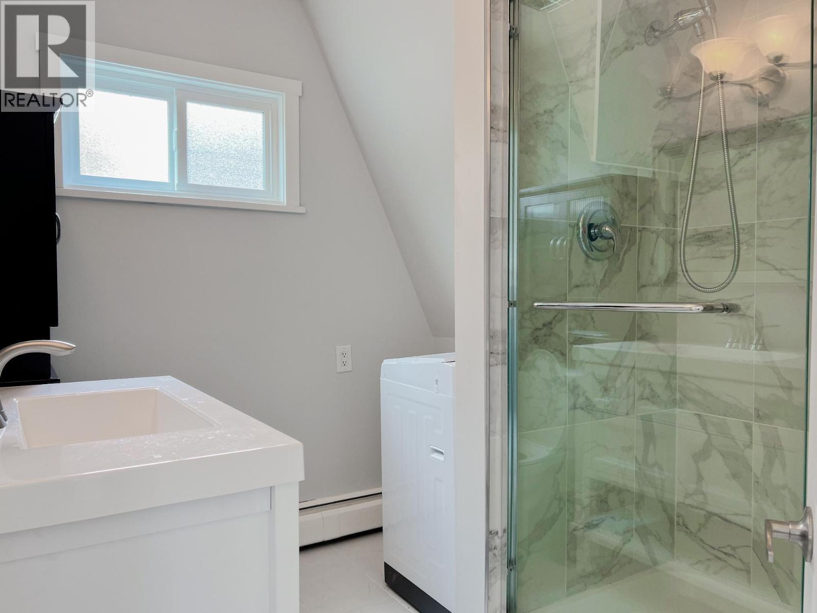 1560 Bay Avenue, Trail, British Columbia  V1R 4B3 - Photo 28 - 10354121