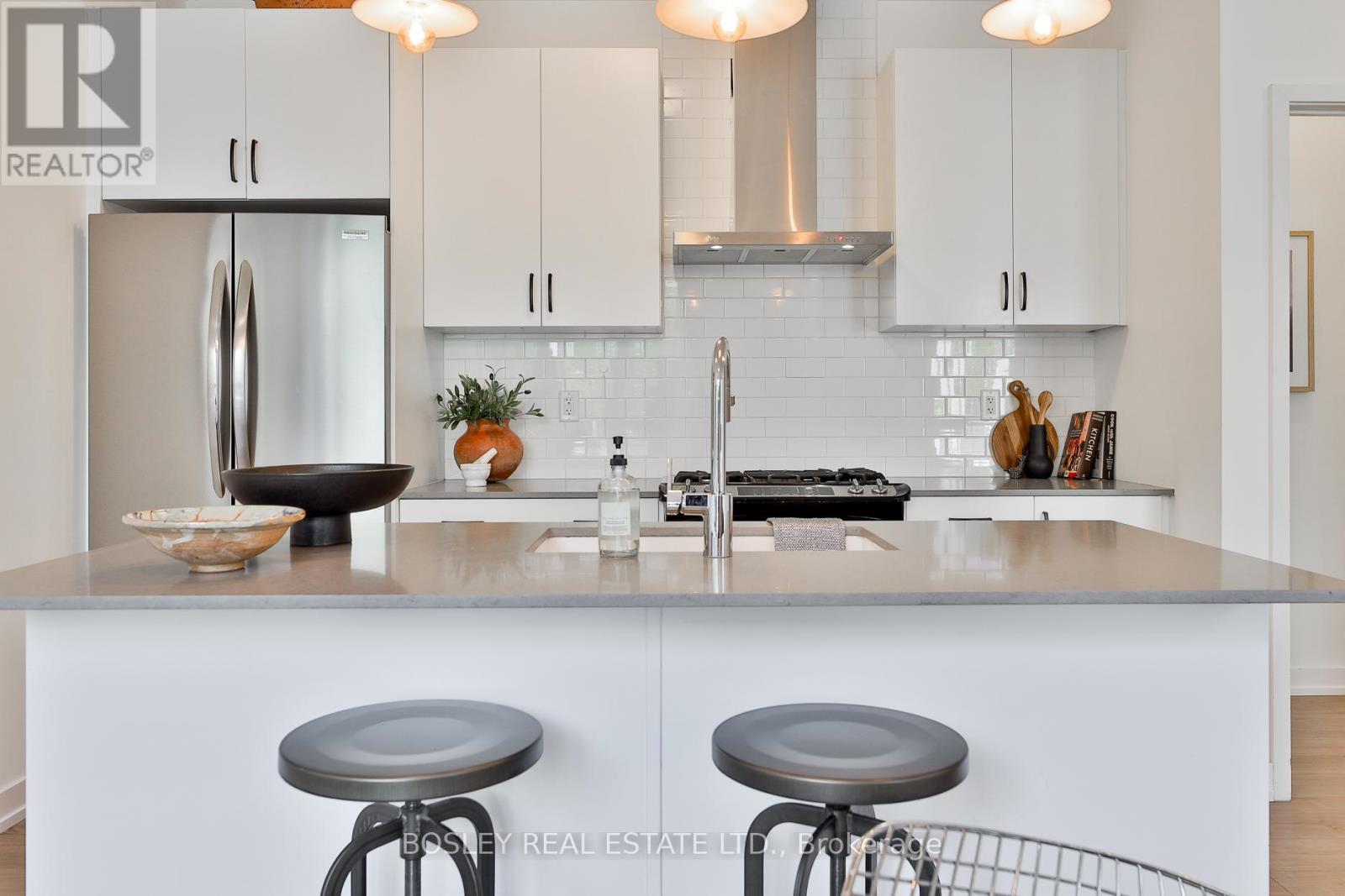 Th8 - 39 Florence Street, Toronto, Ontario  M6K 1P4 - Photo 8 - C12394913