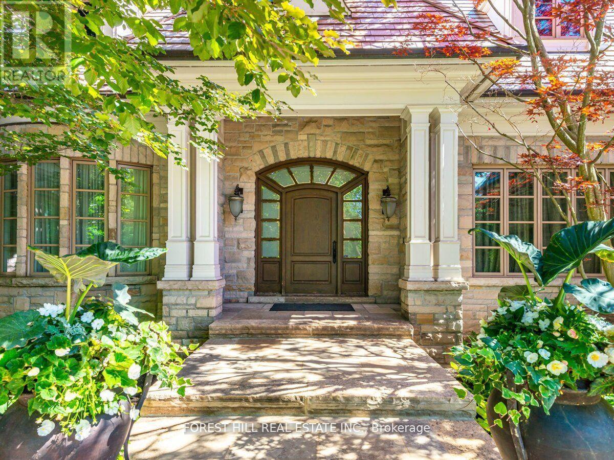 89 Old Colony Road, Toronto, Ontario  M2L 2K3 - Photo 4 - C12394918