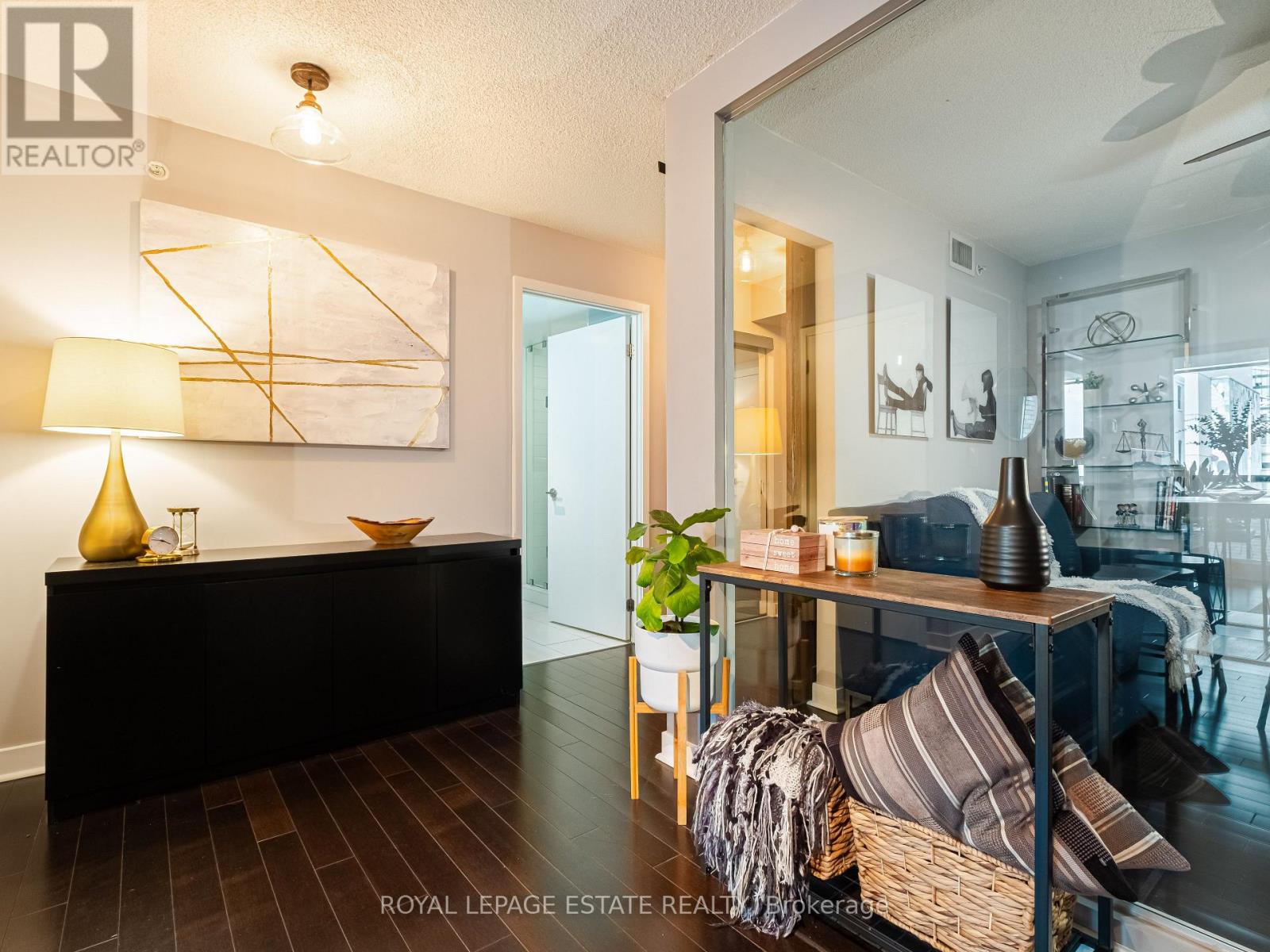 313 - 295 Adelaide Street W, Toronto (Waterfront Communities), Ontario  M5V 0L4 - Photo 17 - C12394957