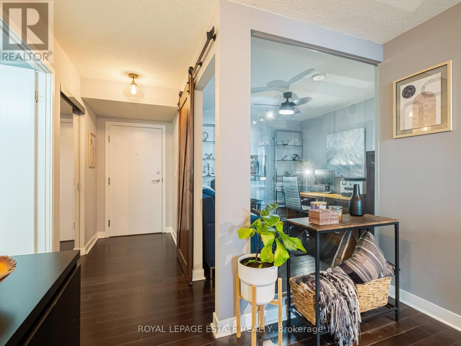 313 - 295 Adelaide Street W, Toronto (Waterfront Communities), Ontario  M5V 0L4 - Photo 20 - C12394957