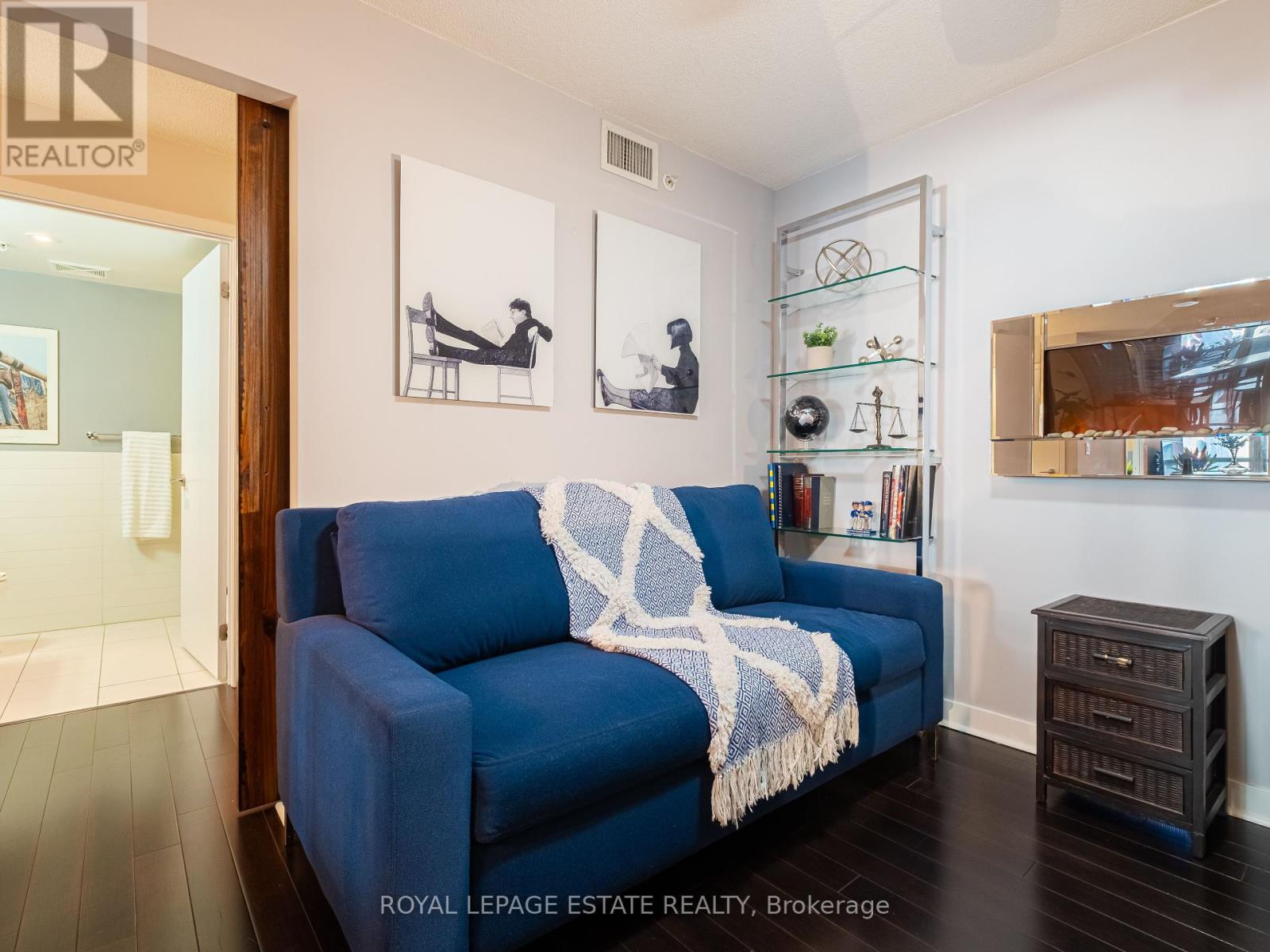 313 - 295 Adelaide Street W, Toronto (Waterfront Communities), Ontario  M5V 0L4 - Photo 23 - C12394957