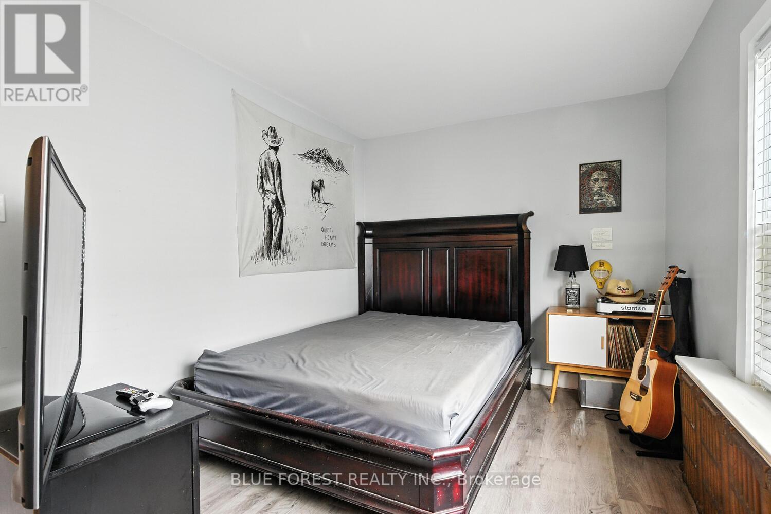 358 Simcoe Street, London East (East K), Ontario  N6B 1J7 - Photo 17 - X12395053