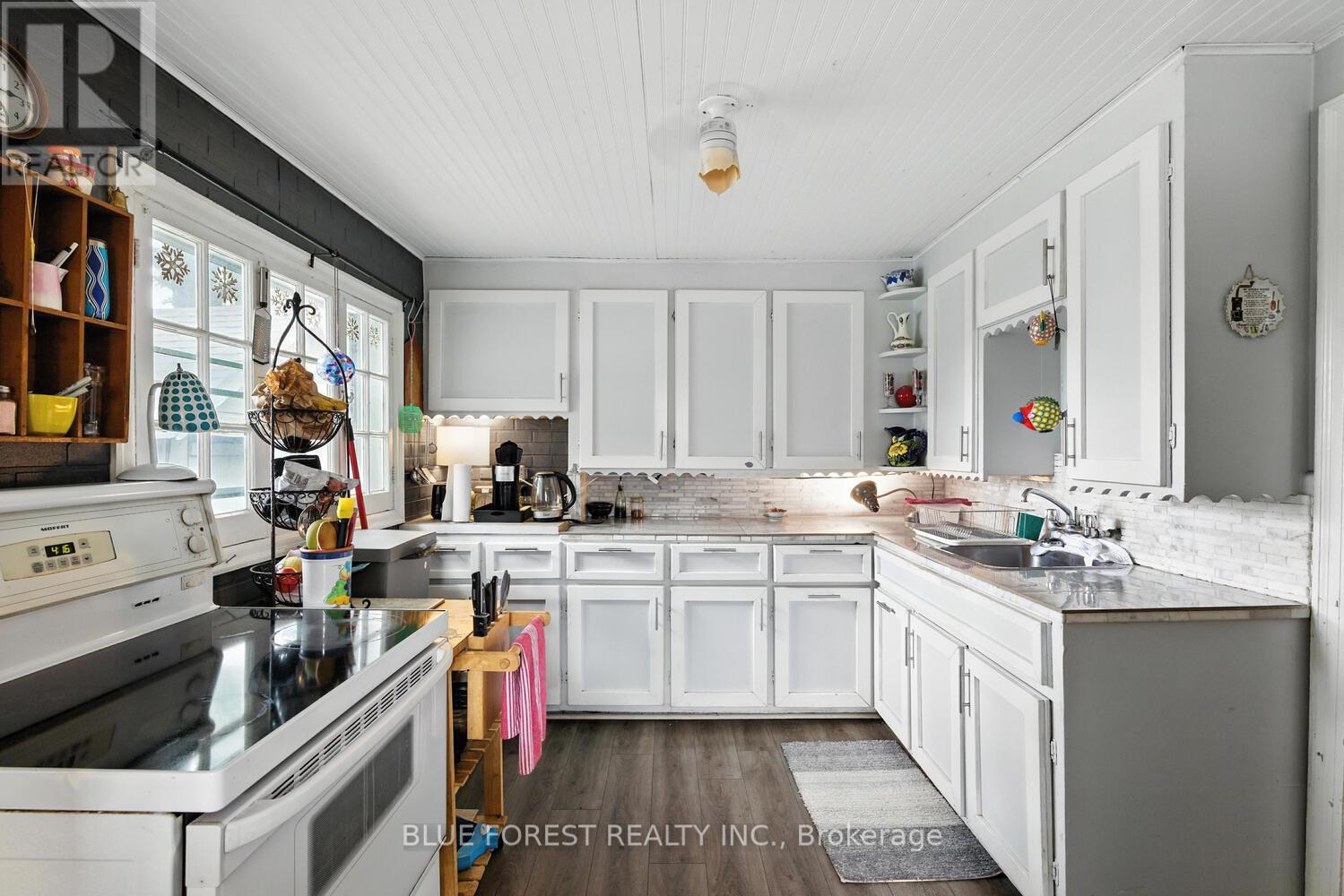 358 Simcoe Street, London East (East K), Ontario  N6B 1J7 - Photo 32 - X12395053
