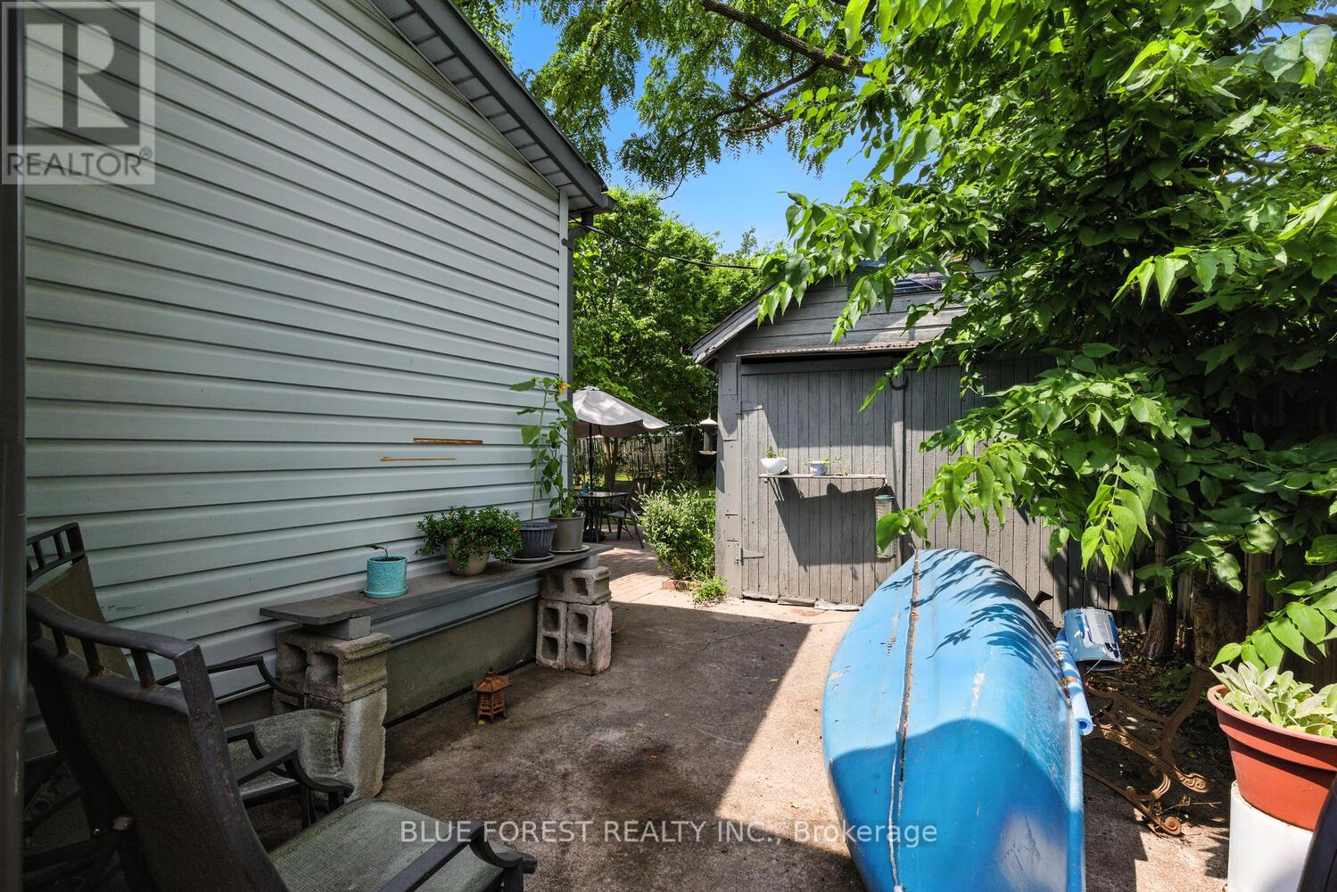 358 Simcoe Street, London East (East K), Ontario  N6B 1J7 - Photo 36 - X12395053