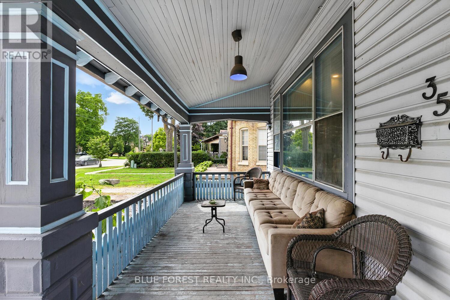 358 Simcoe Street, London East (East K), Ontario  N6B 1J7 - Photo 4 - X12395053