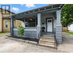 358 SIMCOE STREET