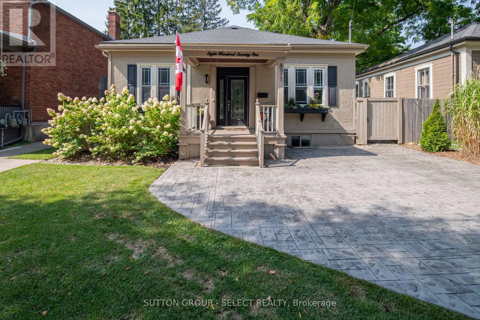 871 COLBORNE STREET, London East, Ontario