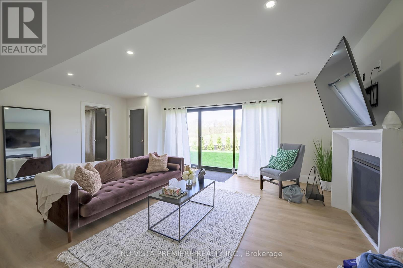 7501 Silver Creek Crescent, London South (South V), Ontario  N6P 0A1 - Photo 41 - X12395114
