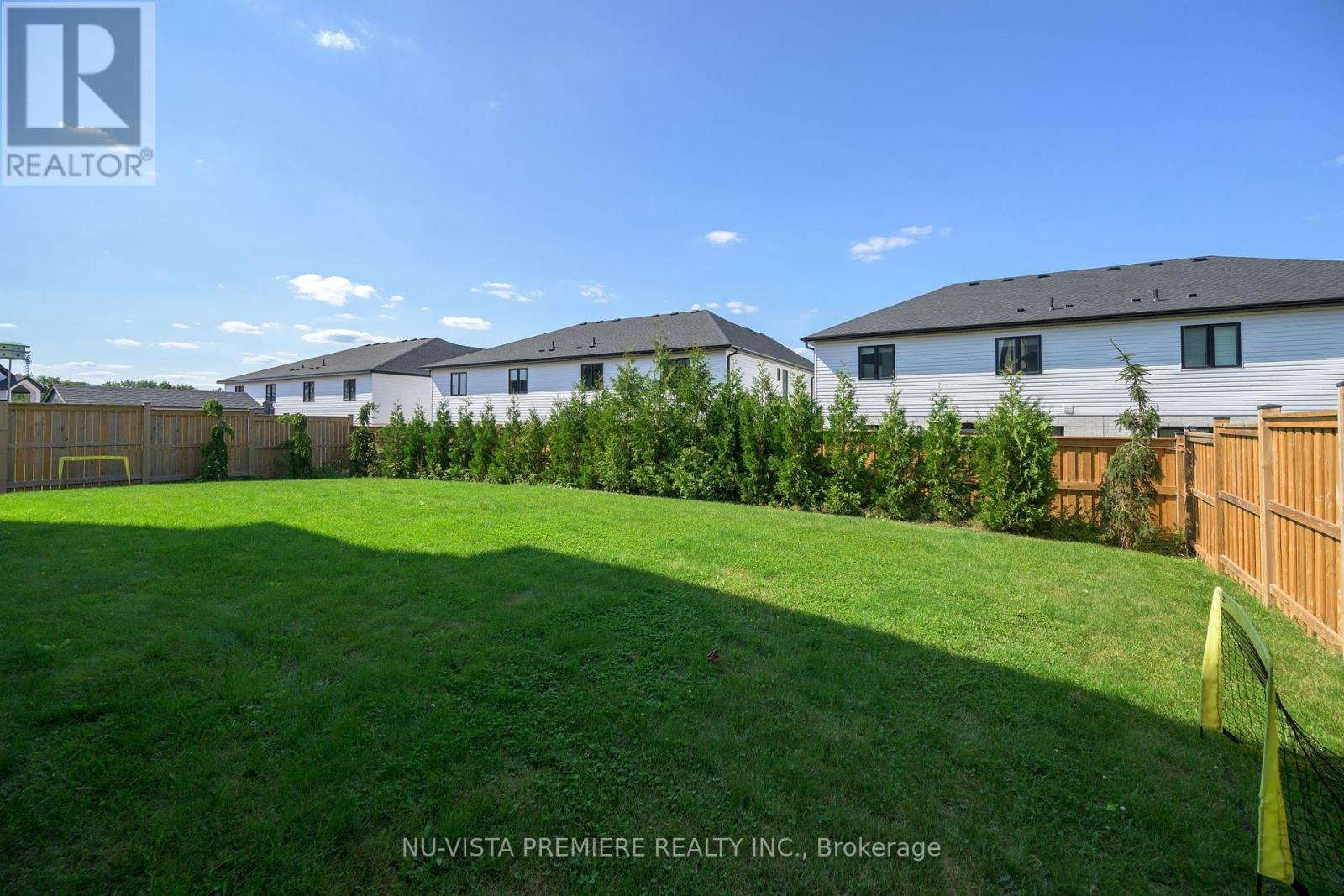 7501 Silver Creek Crescent, London South (South V), Ontario  N6P 0A1 - Photo 50 - X12395114