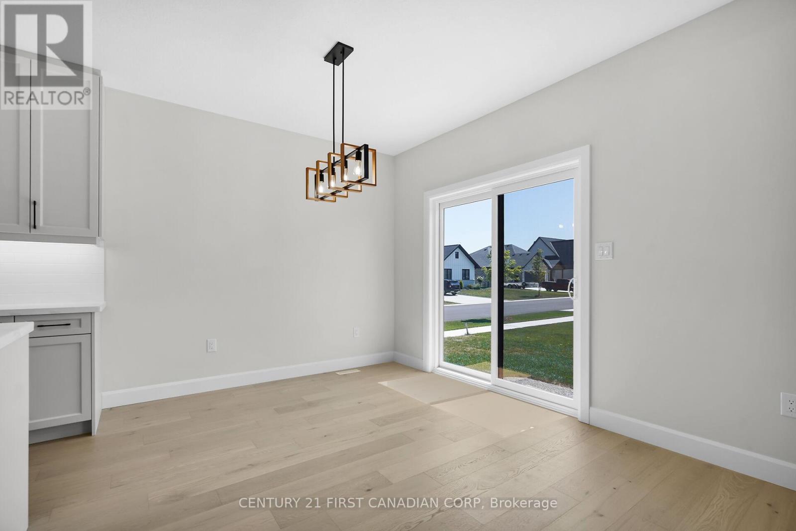 303 Nancy Street, Dutton/dunwich, Ontario  N0L 1J0 - Photo 13 - X12395142