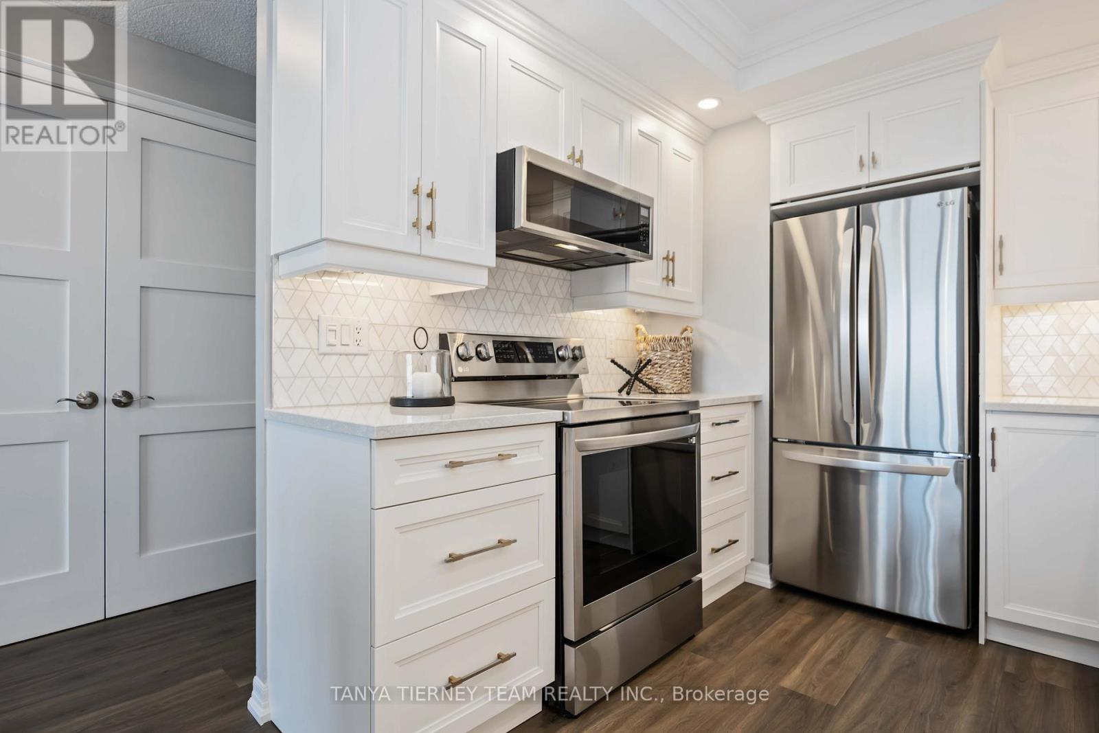1206 - 711 Rossland Road E, Whitby (Pringle Creek), Ontario  L1N 8Z1 - Photo 10 - E12394964
