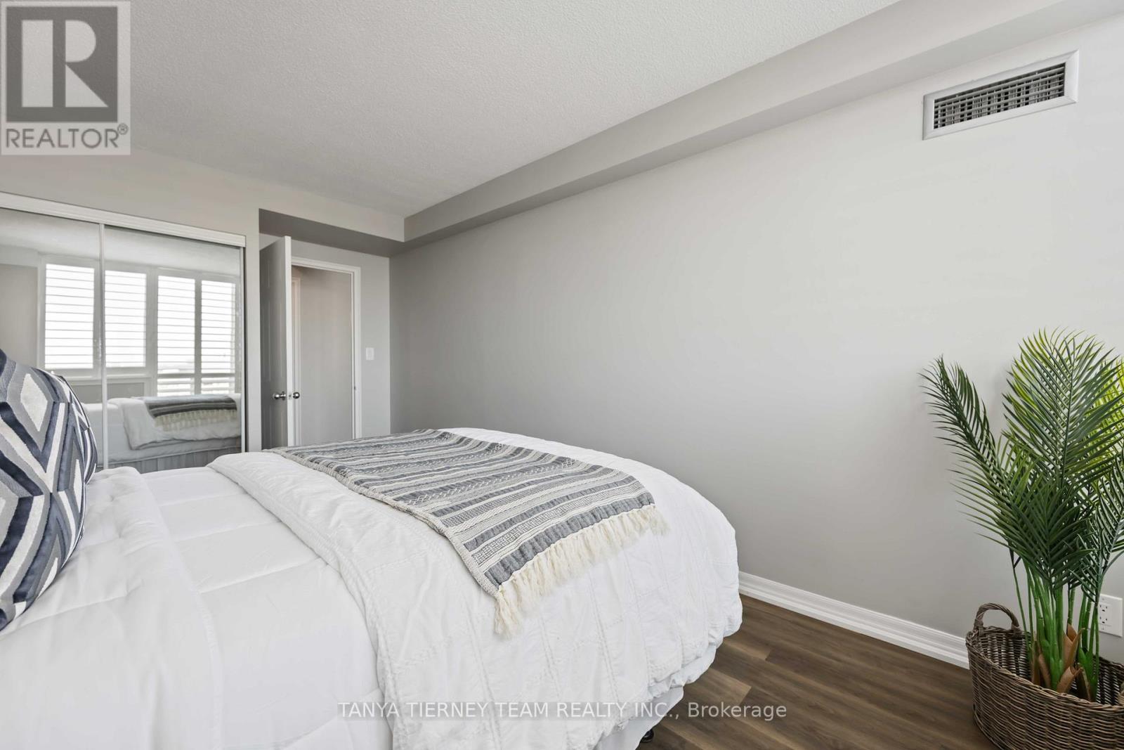 1206 - 711 Rossland Road E, Whitby (Pringle Creek), Ontario  L1N 8Z1 - Photo 28 - E12394964