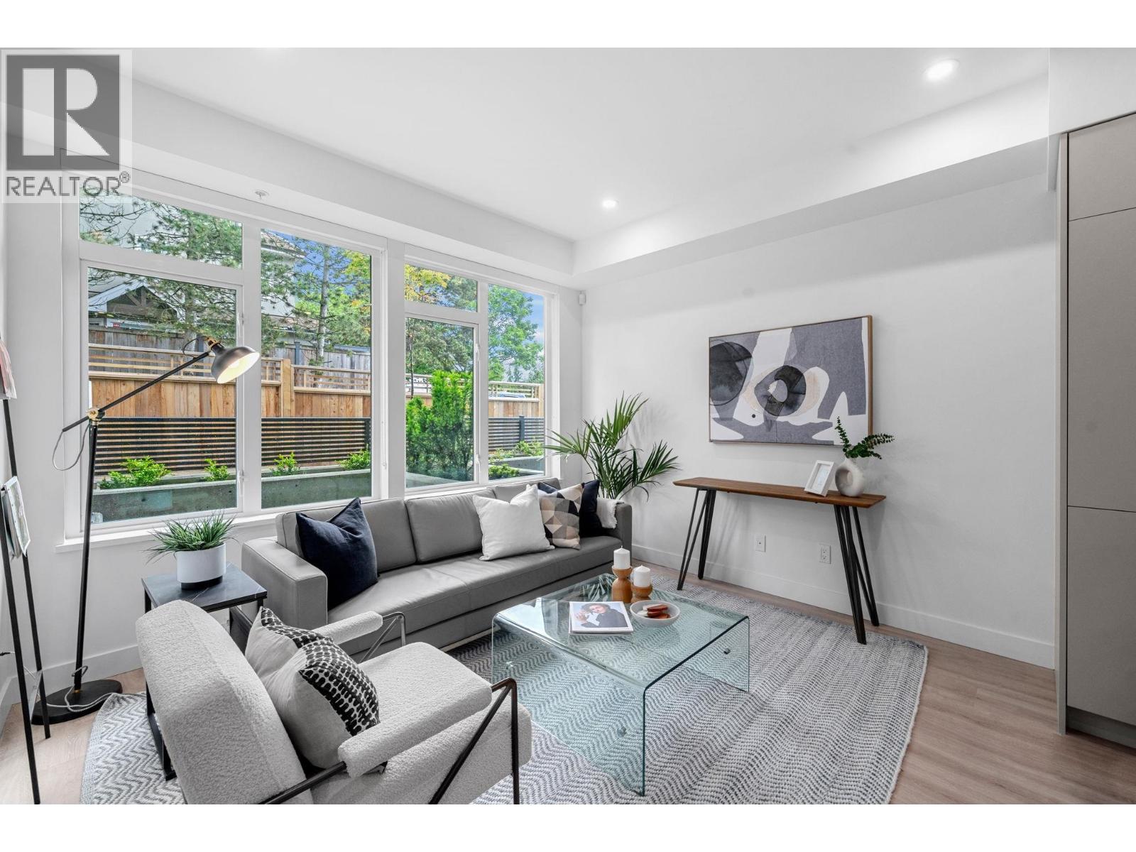 107 7161 17th Avenue, Burnaby, British Columbia  V3N 1K8 - Photo 3 - R3025007